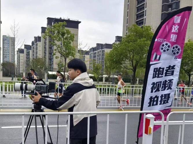 开云体育:职业选手如何保持高水平竞技状态?